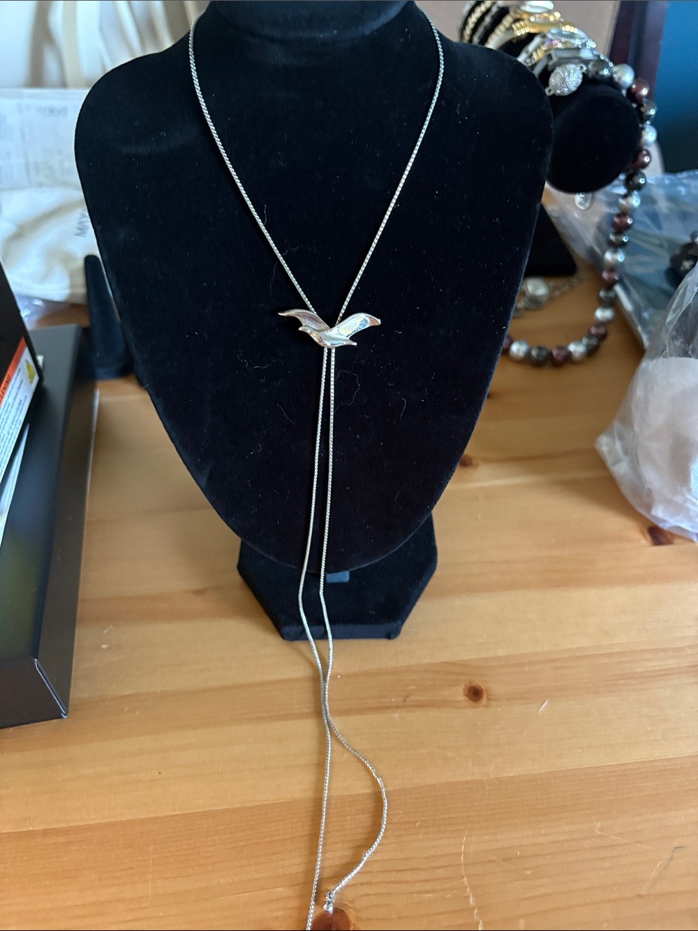 Vintage Avon Silver Bird Lariat Necklace with Polished Finish
